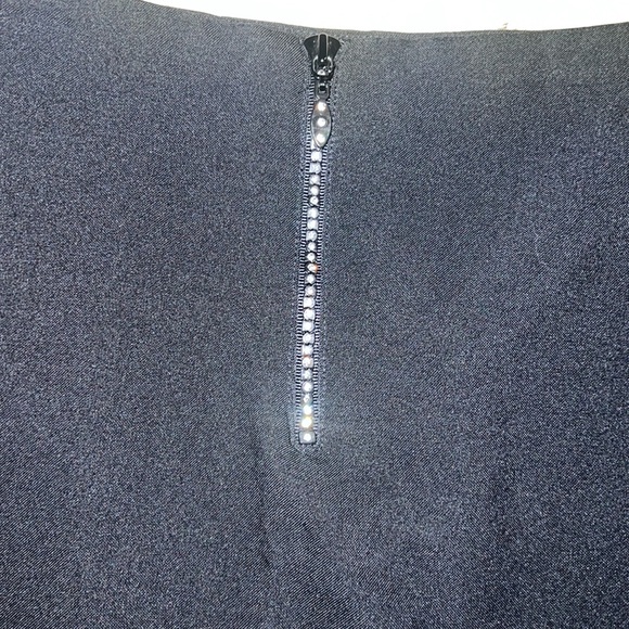 Black skirt with blinged zipper - Picture 7 of 8